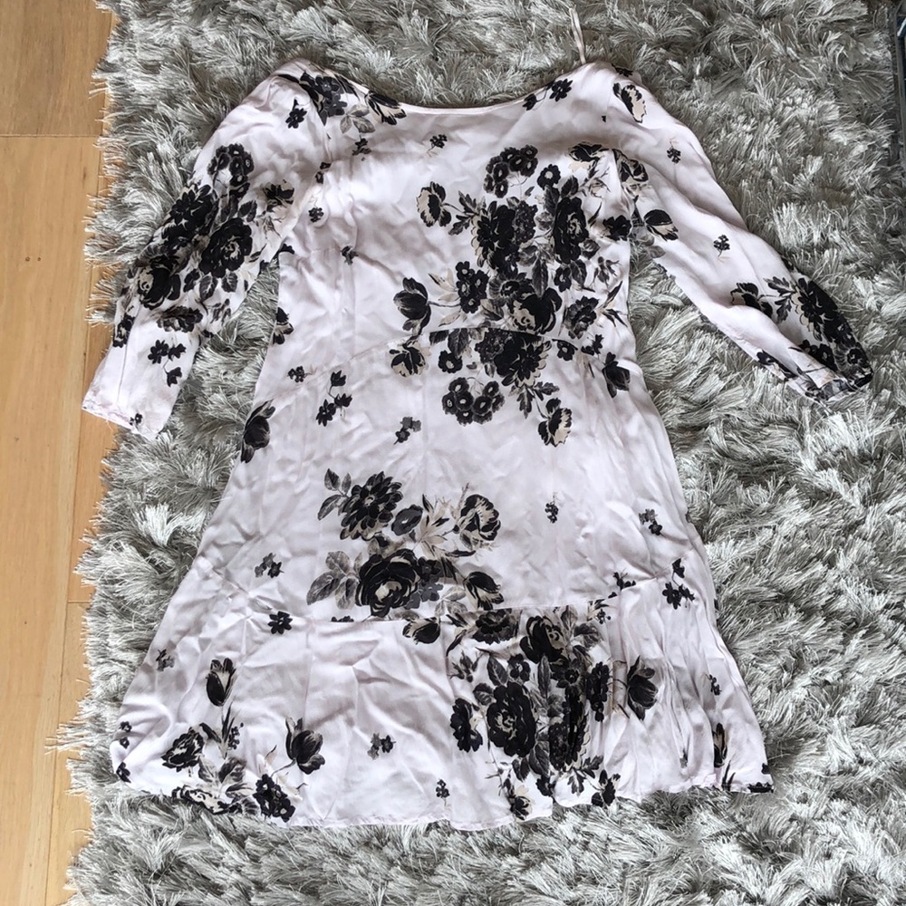 Cute free people flowy floral dress